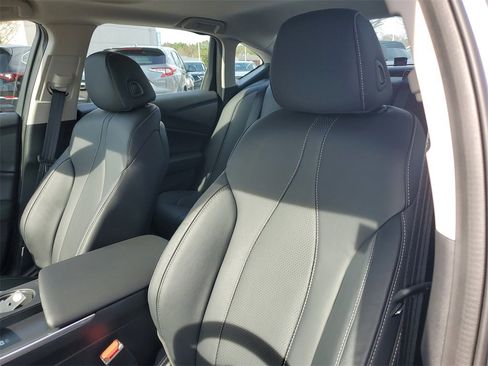 Certified 2025 Acura TLX w/ Technology Package image 16