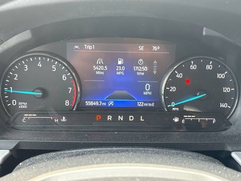 Used 2021 Ford Explorer XLT w/ Equipment Group 202A AWD/4WD image 5
