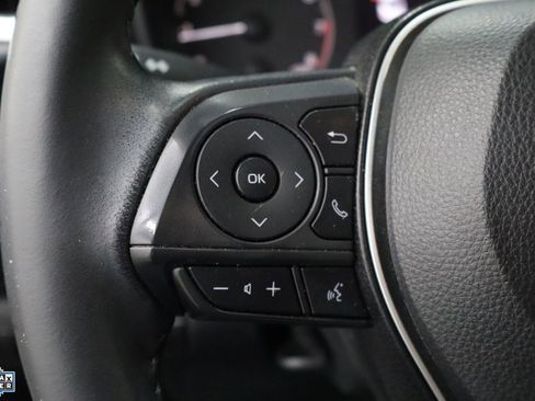 Used 2024 Toyota Corolla SE image 16