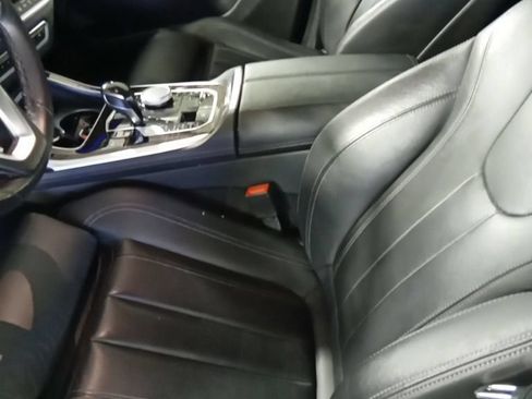 Used 2021 BMW X7 xDrive40i w/ Premium Package AWD/4WD image 9