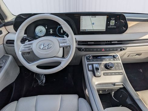 Used 2023 Hyundai Palisade Limited w/ Cargo Package AWD/4WD image 18