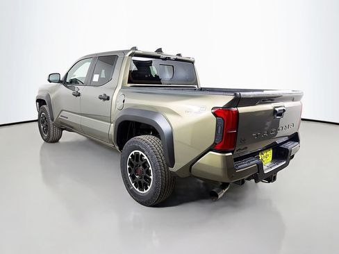 New 2026 Toyota Tacoma TRD Off-Road AWD/4WD image 7