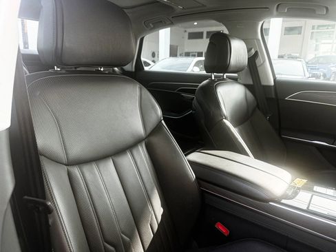 Used 2022 Audi A8 L 3.0T image 32