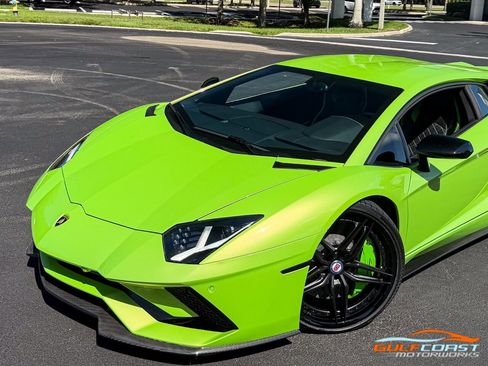 Used 2018 Lamborghini Aventador S AWD/4WD image 11