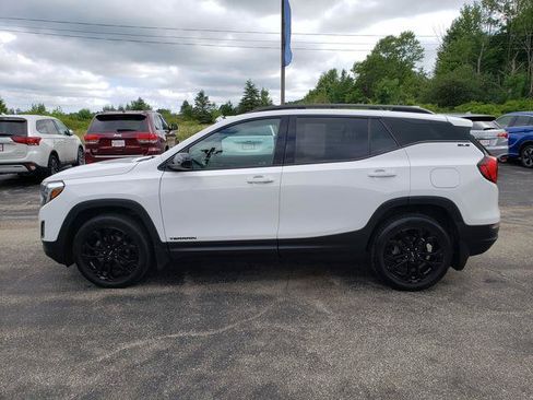 Used 2019 GMC Terrain SLE w/ Driver Convenience Package AWD/4WD image 4