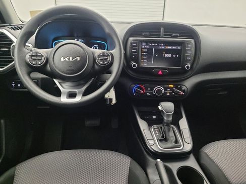 Used 2025 Kia Soul LX image 22