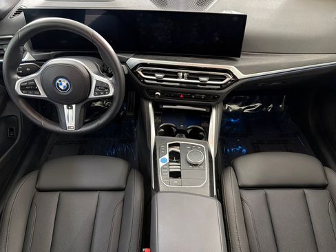 Used 2023 BMW i4 eDrive40 w/ M Sport Package RWD image 16