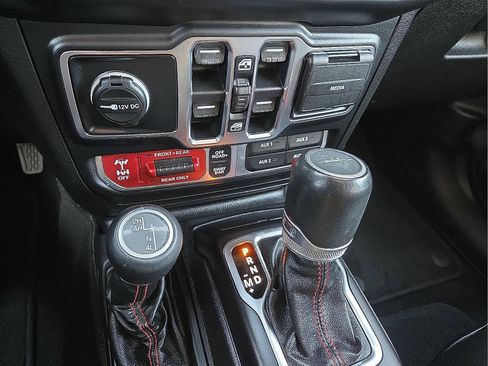 Used 2020 Jeep Gladiator Rubicon image 20