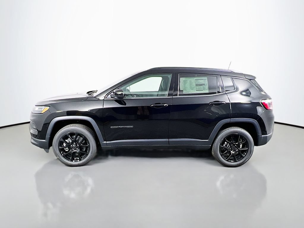 New 2026 Jeep Compass Latitude AWD/4WD image 4