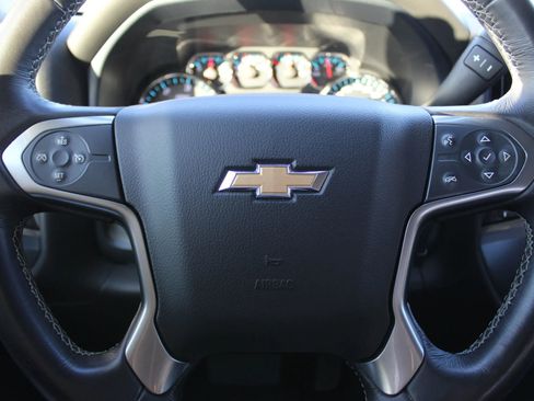 Used 2018 Chevrolet Silverado 1500 LT w/ LT Eassist Package image 15