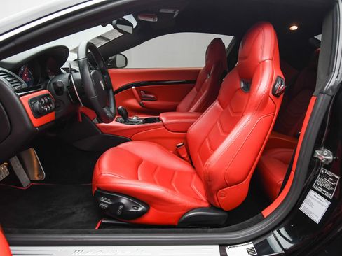 Used 2018 Maserati GranTurismo Sport image 18
