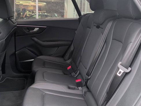 Used 2023 Audi Q8 Premium Plus w/ Premium Plus Package image 11