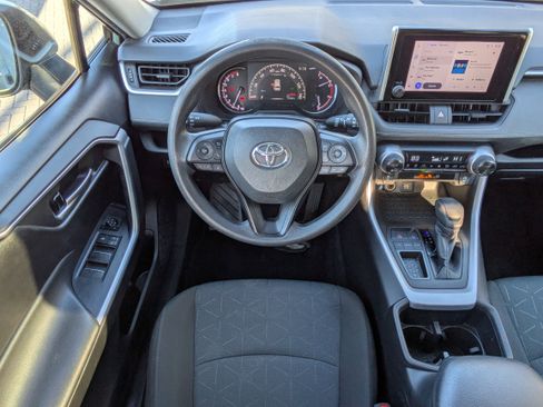 Used 2023 Toyota RAV4 XLE image 21