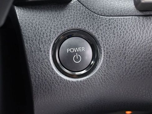 Used 2025 Toyota Camry LE image 26