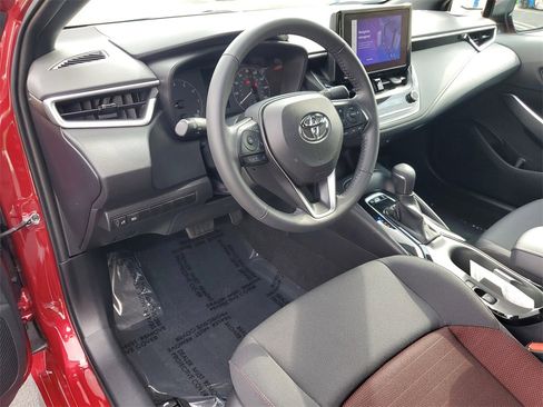 Used 2023 Toyota Corolla SE image 16
