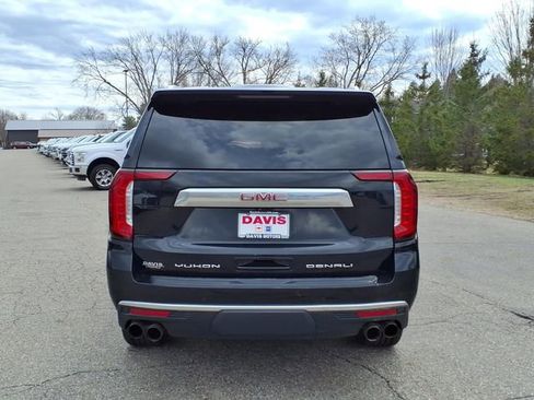 Used 2021 GMC Yukon Denali w/ Denali Premium Package AWD/4WD image 4
