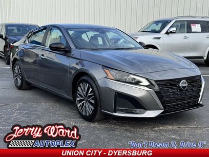 Used 2024 Nissan Altima 2.5 SV