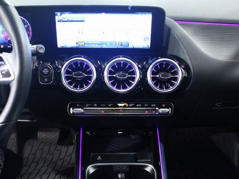 Used 2025 Mercedes-Benz GLA 250 GLA 250 image 21