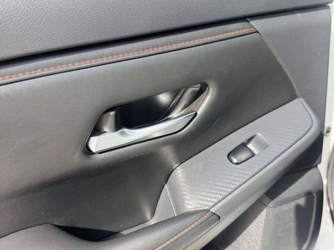 Used 2024 Nissan Sentra SR w/ SR Premium Package FWD image 37