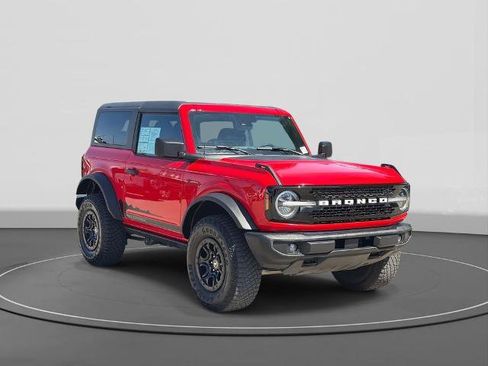 Certified 2022 Ford Bronco Wildtrak image 4