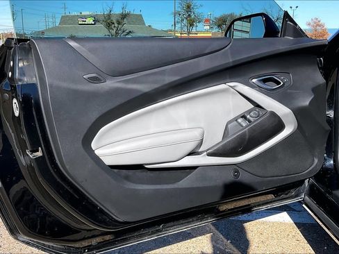 Used 2018 Chevrolet Camaro LT w/ RS Package image 26