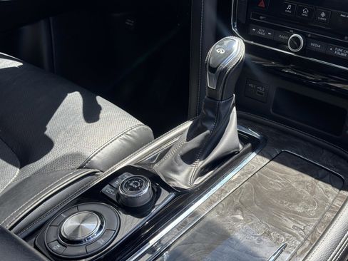 Used 2020 INFINITI QX80 Luxe w/ Proassist Package RWD image 29