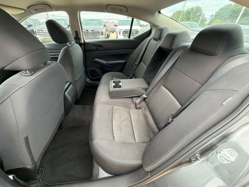 Used 2025 Nissan Altima 2.5 SV AWD/4WD image 24