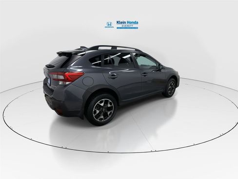 Used 2020 Subaru Crosstrek 2.0i Premium AWD/4WD image 2