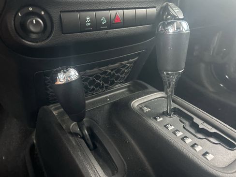 Used 2011 Jeep Wrangler Unlimited Sport image 38