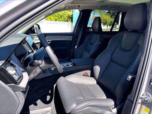 New 2026 Volvo XC90 T8 Ultra w/ Protection Package AWD/4WD image 11