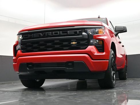 Used 2023 Chevrolet Silverado 1500 Custom RWD image 28