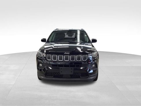 Used 2022 Jeep Compass Latitude w/ Convenience Group AWD/4WD image 5