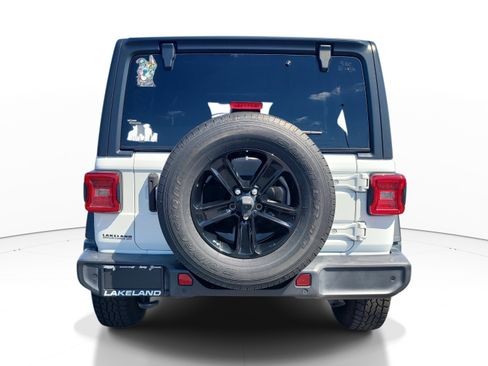 Used 2022 Jeep Wrangler Unlimited Sport AWD/4WD image 5