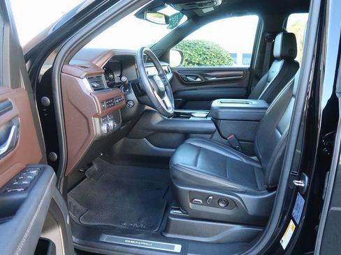 Used 2022 GMC Yukon Denali image 10