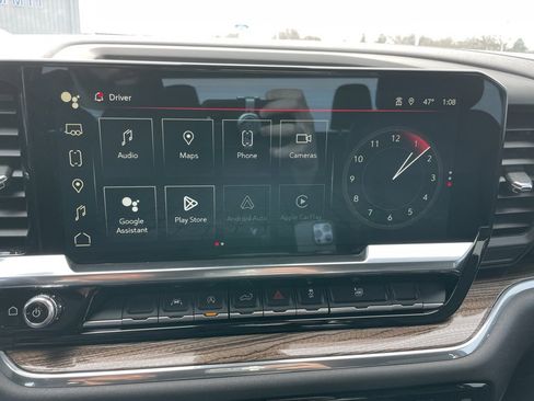 Used 2024 GMC Sierra 1500 Elevation image 15