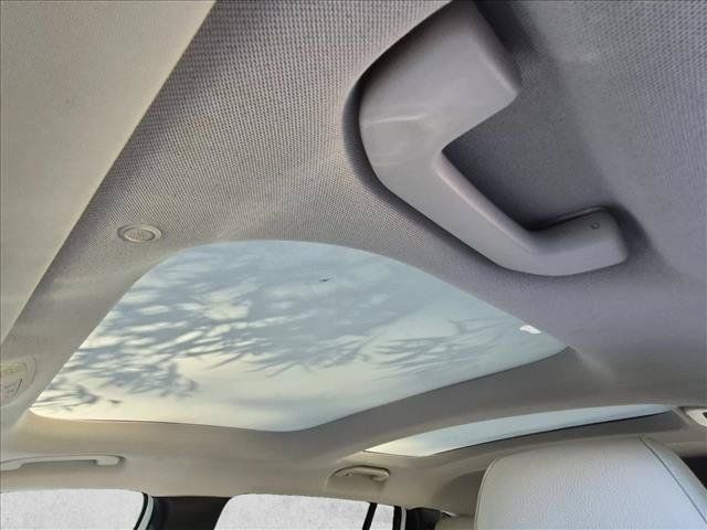 Used 2022 Mercedes-Benz GLB 250 image 16