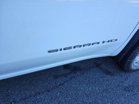 New 2026 GMC Sierra 2500 Pro image 6