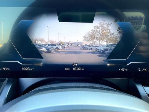 Used 2025 BMW i5 eDrive40i w/ M Sport Package image 21