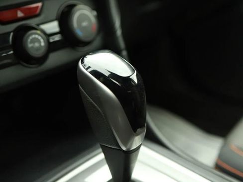 Used 2018 Subaru Crosstrek 2.0i Premium w/ Eyesight System image 29