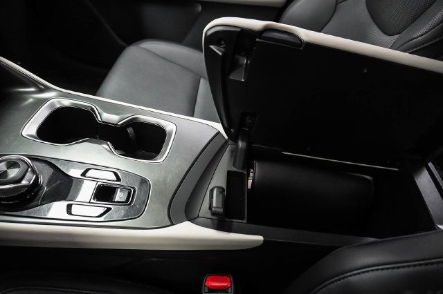 Certified 2023 Lexus RZ 450e Premium w/ Accessory Package (2T) AWD/4WD image 18