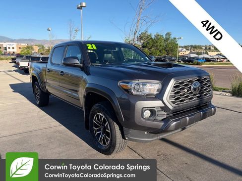 Used 2021 Toyota Tacoma 4x4 Double Cab w/ Tacoma SR5 Package image 1