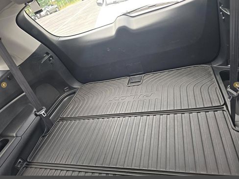 Used 2020 Honda Pilot EX-L image 11