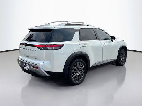 Used 2022 Nissan Pathfinder SL w/ SL Premium Package image 7