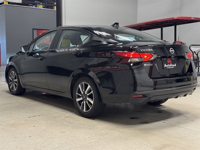 Used 2025 Nissan Versa SV FWD image 6