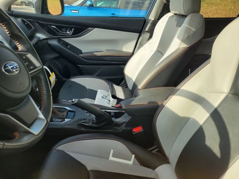 Used 2019 Subaru Crosstrek 2.0i Limited w/ Moonroof Package w/Navigation image 7