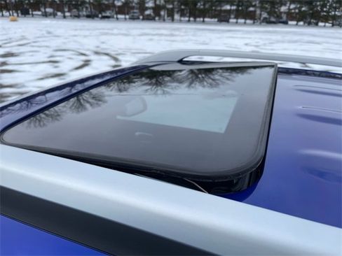 Used 2022 Hyundai Venue SEL image 10