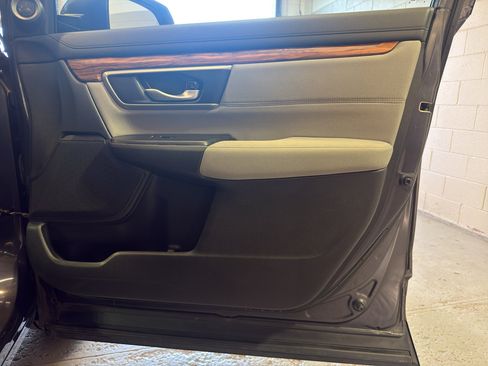Used 2017 Honda CR-V EX image 23