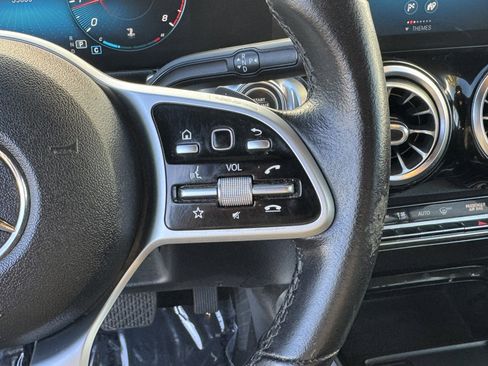 Certified 2020 Mercedes-Benz GLB 250 image 24