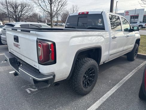 Used 2017 GMC Sierra 1500 SLT w/ SLT Premium Package image 2