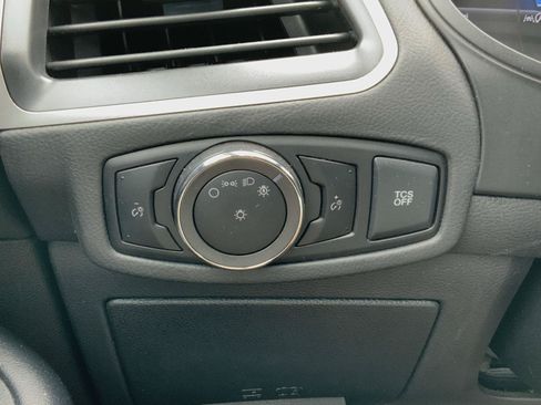 Used 2024 Ford Edge SEL AWD/4WD image 32